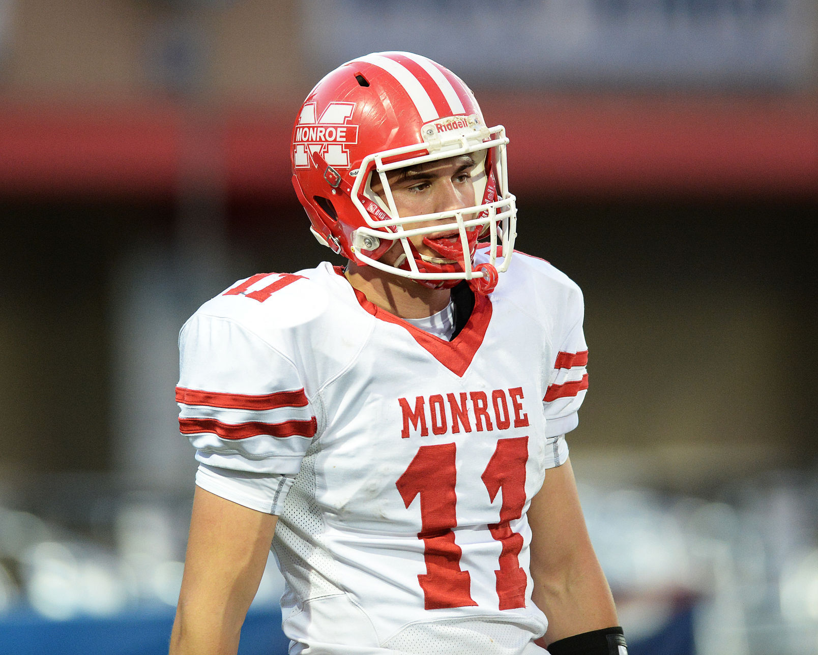 Monroe-vs-Madison-Edgewood-Wisconsin-high-school-football-07-I4R_0005-10152021203859 (copy)